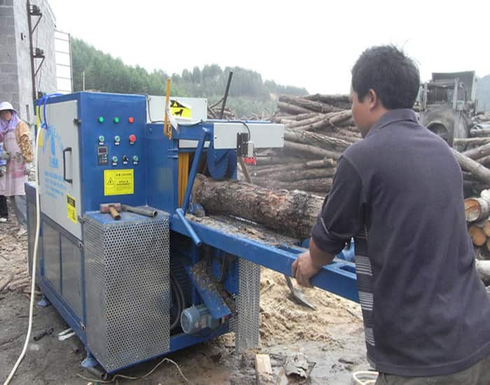 廣西--南寧市-安吉-圓木多片鋸加工現(xiàn)場