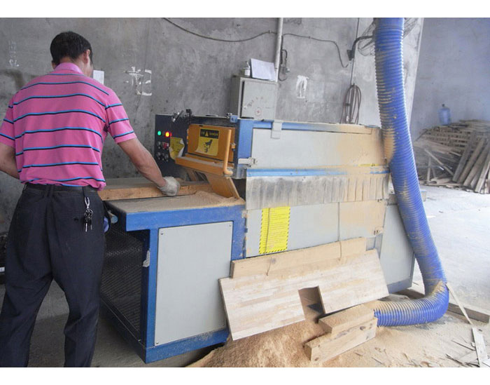 湖北省-宜昌市-五峰縣方木多片鋸80高加工現場